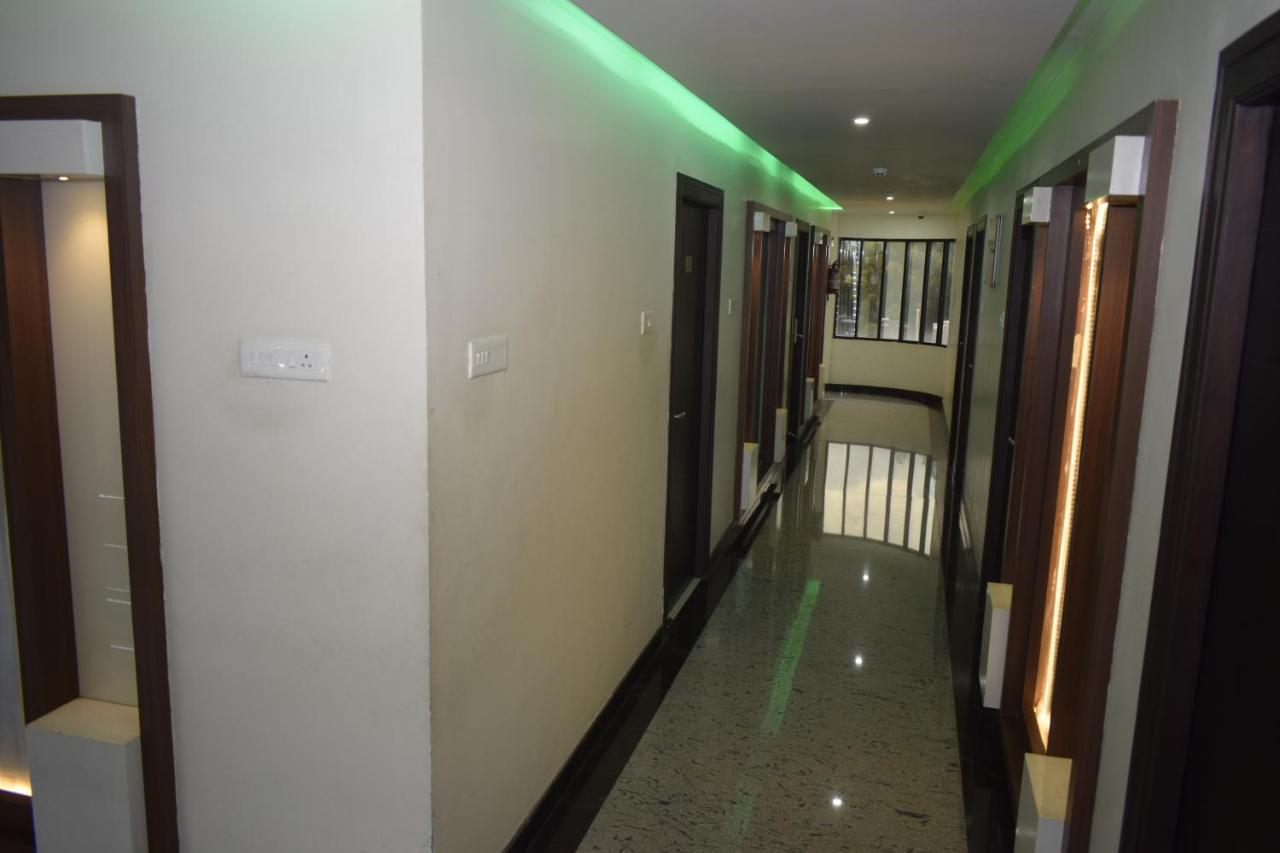 Shri Subham Residency Hotel Tiruchirappalli Exterior photo