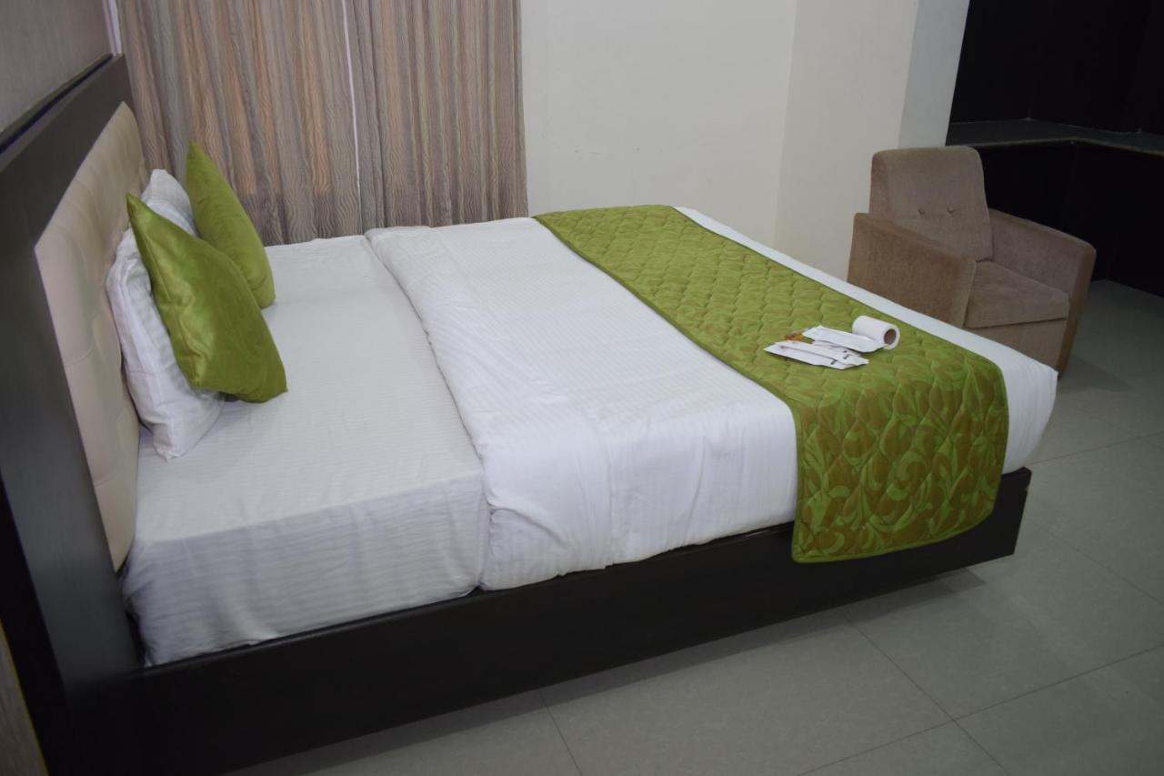 Shri Subham Residency Hotel Tiruchirappalli Exterior photo