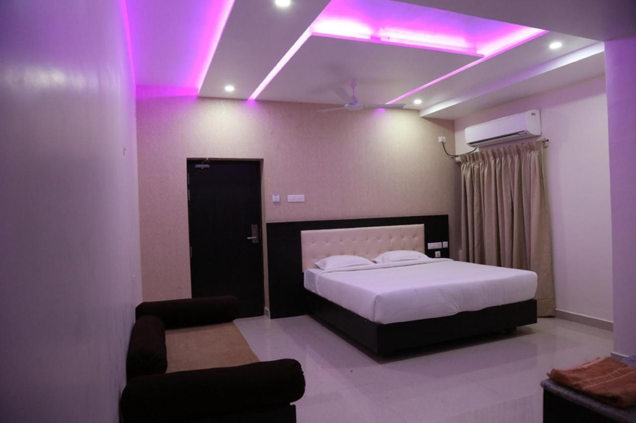 Shri Subham Residency Hotel Tiruchirappalli Exterior photo