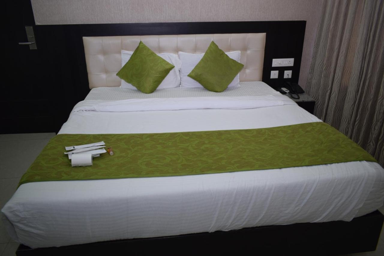 Shri Subham Residency Hotel Tiruchirappalli Exterior photo